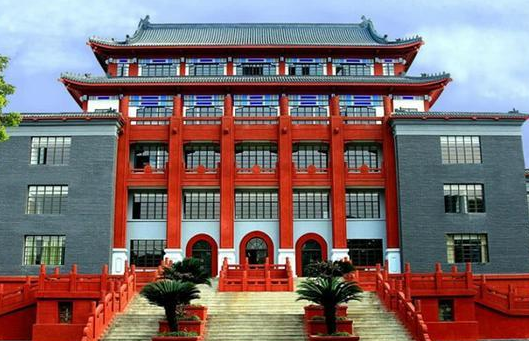 大學校園的秩序維護、要靠自律！